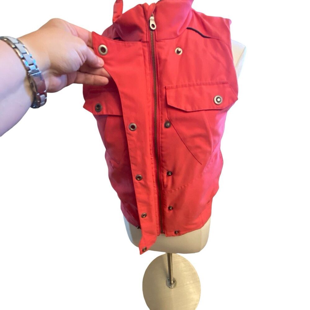 GILL Gilet Women’s Insulated Pink Vest Size US 6 Sailing Walking Hiking Outdoors - Picture 3 of 14